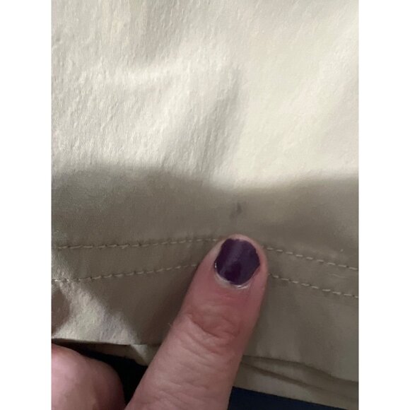 REI Co-Op Womens Cargo Hiking Shorts Size 14 Beige Nylon Outdoors Gorpcore - Picture 2 of 12